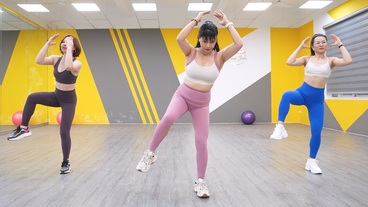25 Minute Dance Workout At Home | Exercise To Lose Weight FAST | Eva Fitness