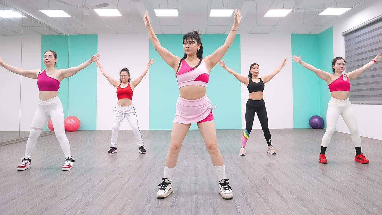 26 Minute Dance Workout At Home | Exercise To Lose Weight FAST | Zumba Class