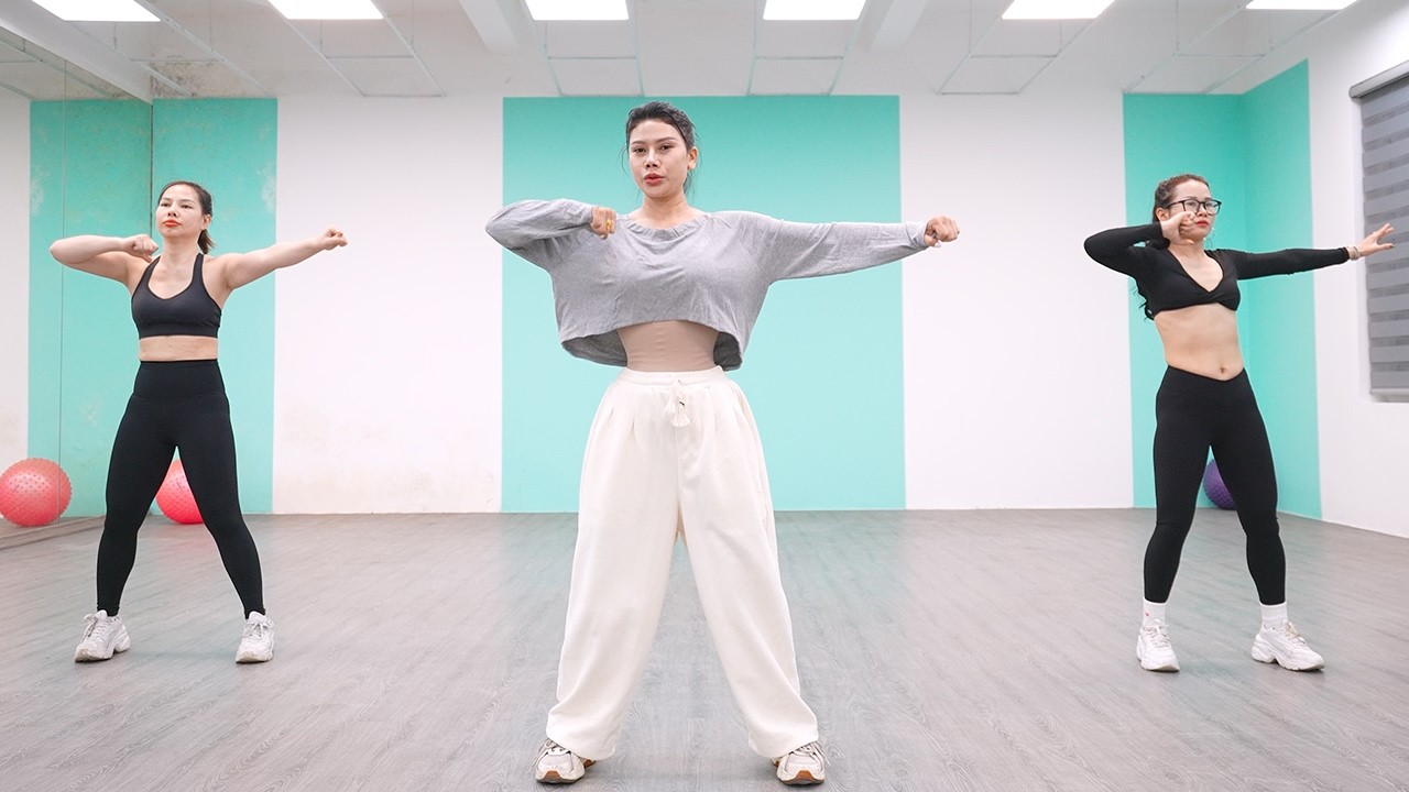 20 MINS AEROBIC DANCE WORKOUT, Burn Calories and be Happy | Eva Fitness
