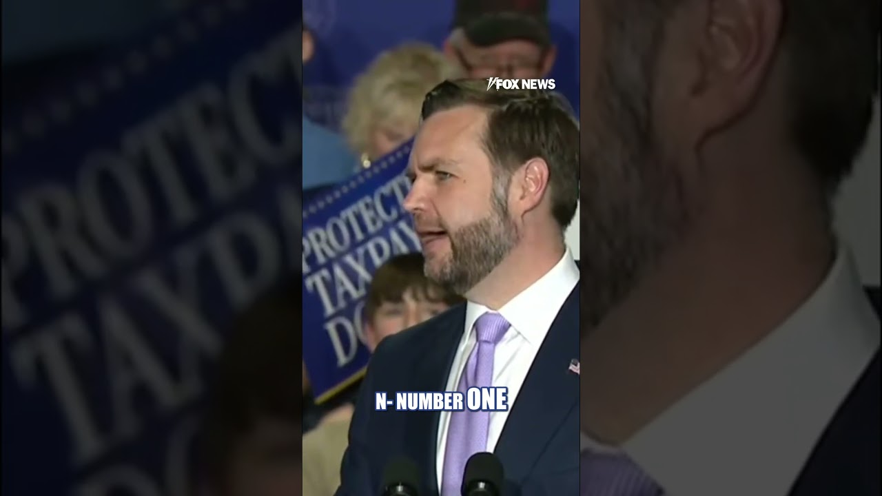 Vance HALTS event after medical episode in crowd #shorts #us #news #jdvance #foxnews